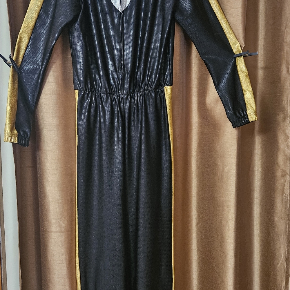 Dance costume